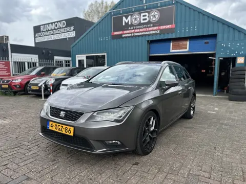 SEAT Leon ST 1.6 TDI XENON PDC NAVI LUXE (bj 2014)
