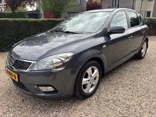 Kia cee'd 1.4 CVVT Seven