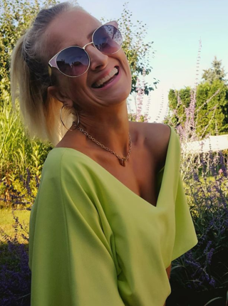 Zoek je een natte en opgewonden vrouw?