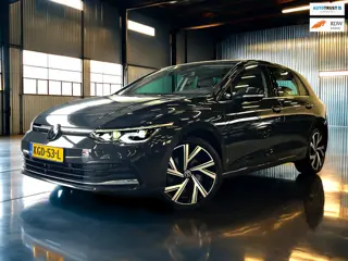 Volkswagen GOLF 1.4 eHybrid Style plugin_204PK_Carplay_stoel massage_ACC
