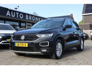 Volkswagen T-Roc 1.5 TSI STYLE I TREKHAAK I CARPLAY I ADAPTIEF CC