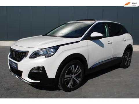 Peugeot 3008 1.2 Pure Tech Allure SCHUIFDAK TREKHAAK