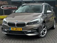 BMW 2-serie Active Tourer 218i High Executive | Trekhaak | Panoramadak | Navigatie | Cruise Control 