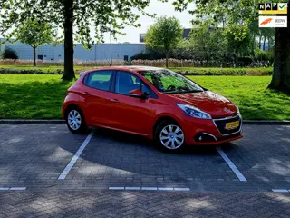 Peugeot 208 1.2 PureTech Blue Lion / Airco / Navi / Cruise control / Nieuwe Apk
