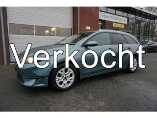 Kia Ceed Sportswagon 1.5 T-GDI 160PK DYNAMICLINE OKT 2023 VOLLEDIG DEALER ONDERHOUDEN! 10X OP VOORRA