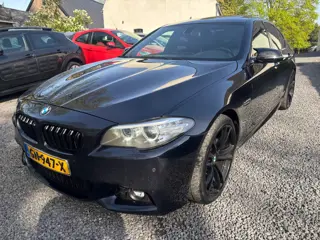 BMW 5-serie 520i High Executive M UITVOERING