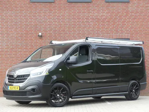 Renault Trafic 2.0 dCi 145 T29 L2 Navigatie/Trekhaak/PDC/Camera