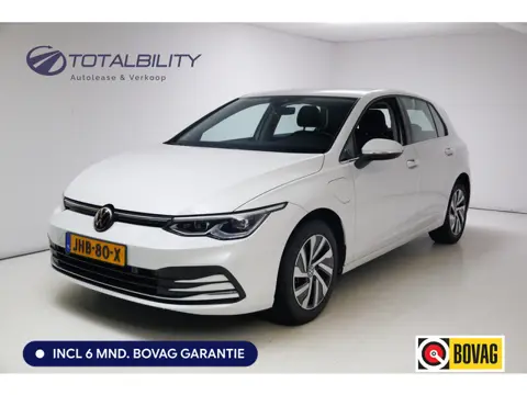 Volkswagen Golf 1.4 eHybrid 204 PK | Camera | Elec. Ergo best. stoel met geheugen en massage | Adap.