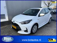 Toyota Yaris 1.5 Hybrid Active / NAVIGATIE / AIRCO / ACHTERUITRIJCAMERA / 1E EIGENAAR / NL-AUTO