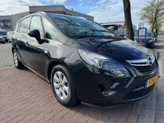 Opel Zafira Tourer 1.4 120pk Business+ 5persoons 144.000km Airco,Cruisecontrol,Navigatie