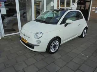 Fiat 500 1.2 Lounge Panormadak schuifdak, Navigatie, AIrco, Bluetooth, Audiosysteem, Boordcomputer, 