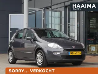 Fiat Punto Evo 1.2 Pop | Airco | Navigatie | Achteruitrijcamera | 5 deurs | Elektrische ramen voor |