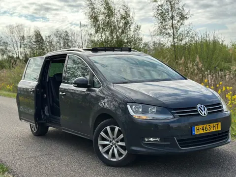 Volkswagen Sharan 1.4 TSI Highline 7p. PANORAMA LEDER DISTRIBUTIE KAPOT