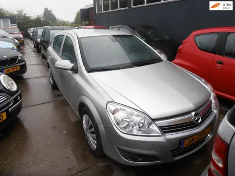 Opel Astra 1.6 Business st berk 5 drs airco elek pak nap apk
