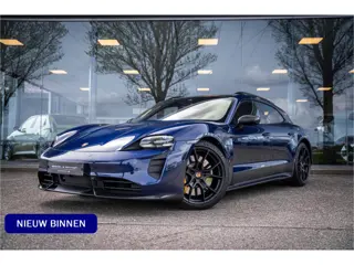 Porsche Taycan Sport Turismo GTS 93 kWh ** Carbon ** PCCB ** NP 198K ** NL auto!! Burmester ** Bijri
