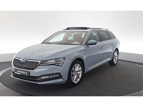 Škoda Superb Combi 1.4 TSI iV Business Edition Plus | Pano | Trekhaak | 360 Graden Camera | ACC