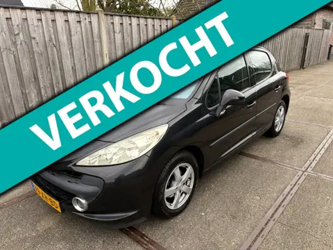 Peugeot 207 1.4-16V XS