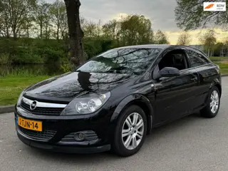 Opel Astra GTC 1.6 Sport