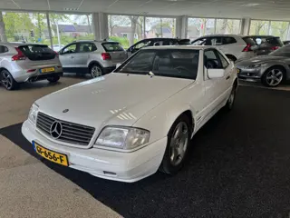 Mercedes-Benz SL-Klasse Cabrio 320 incl hardtop met weinig kilometers