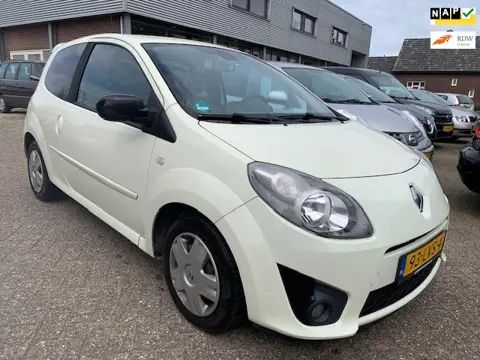 Renault Twingo 1.2-16V Dynamique 2010 € 2.950.- AIRCO CRUISE 1 JR. APK