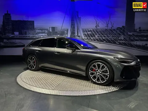 Audi A6 Avant 2.0 e-hybrid quattro S edition Competition *Achterasbest*Trekhaak*Pano*