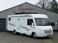 Pilote G740LGJ Kamper 720 CM Lentge | 5 Persoons | Lengtebed | 4 Slaapplaatsen | Douche | TV | Kooks