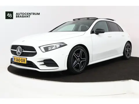 Mercedes-Benz A-klasse 180 Business Solution AMG (PANORAMADAK, STOELVERWARMING, PDC, CAMERA, NAVIGAT