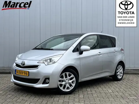 Toyota Verso-S 1.3 VVT-i Trend Automaat Dealer onderhouden NL auto Pano dak Clima Cruise Trekhaak