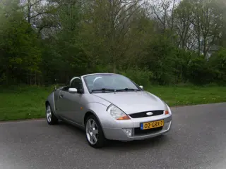 Ford Streetka 1.6 Futura . Cabriolet . airco . leder . stoelverwarming enz