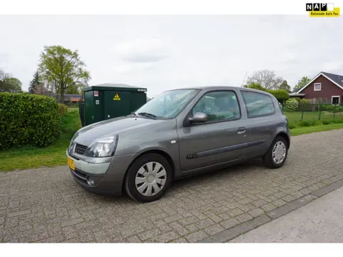 Renault Clio 1.4-16V Privilège AIRCO