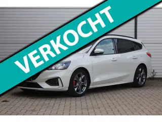 Ford Focus Wagon 1.0 EcoBoost Hybrid ST Line X Business Winterpakket/LED/AppleCarPlay