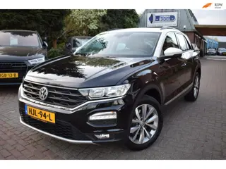 Volkswagen T-ROC 1.5 TSI Sport 150 PK ADAP CRUISE/CARPLAY/CAMERA/AIRCO-ECC/PDC V+A/TREKH/6 BAK/LMW 1