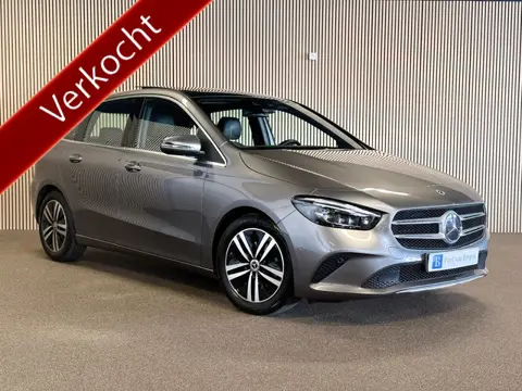 Mercedes-Benz B-Klasse 200 Progressive-MEMORY-PANORAMA-TREKHAAK-KEYLESS-COMPLEET