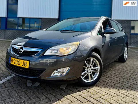 Opel Astra Sports Tourer 1.4 Turbo Edition * STOELVERWARMING *