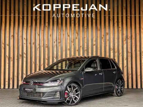 Volkswagen Golf 2.0 TSI GTI Performance | PANO | DYNAUDIO | LEDER | TREKHAAK | UITLAATKLEP | MISTLAM