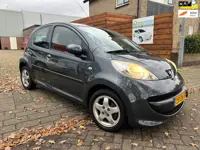 Peugeot 107 1.0-12V XS Urban Move nieuwe apk 2027!