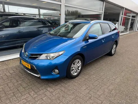 Toyota Auris Touring Sports 1.8 Hybrid Aspiration | 2e eigenaar | Automaat | Trekhaak | Airco | Navi