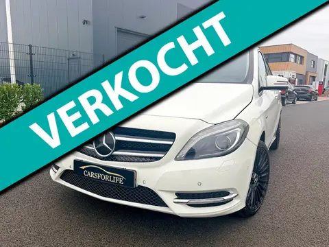 Mercedes-Benz B-klasse 180 Ambition Leder|Cruise|Navigatie.