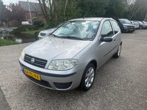 Fiat Punto 1.2 Sound LET OP KILOMETERSTAND