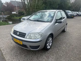 Fiat Punto 1.2 Sound LET OP KILOMETERSTAND