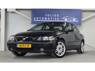 Volvo S60 2.4 Edition Dealer Onderhouden Trekhaak APK 03-2027 Garantie!