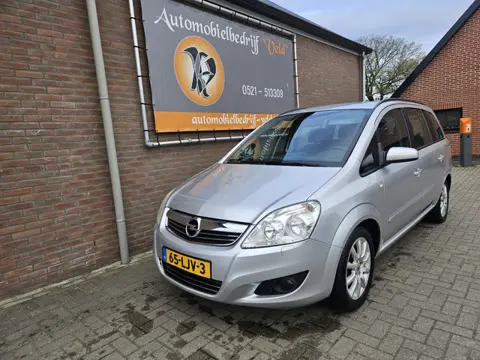 Opel Zafira 1.8 Essentia (bj 2009)