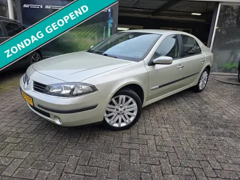 Renault Laguna 2.0-16V T Tech Line | 2E EIGENAAR | 12MND GARANTIE | NAVI | CRUISE | AIRCO
