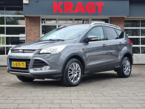 Ford Kuga Titanium 1.6 150 pk - riem vv - trekhaak - zeer compleet!