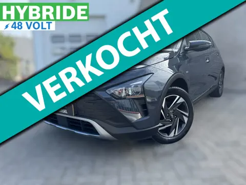 Hyundai Bayon 1.0 T-GDI Comfort TREKHAAK / CAMERA / SCHERM / NAVI / CRUISE / NL AUTO MET NAP / HYBRI