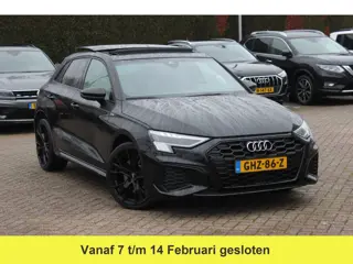 Audi A3 Sportback 45 TFSI e S edition Competition / Trekhaak / Panoramadak / CarPlay / Matrix LED / 