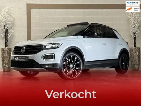 Volkswagen T-Roc 1.5 TSI Sport Business R / PANO / CARPLAY / MODE SPORT / ADAPTIVE / GARANTIE / LED 