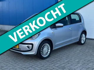 Volkswagen Up! 1.0 high up! NAVI - STOELVERWARMING - ZEER NETTE STAAT!!!