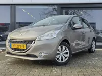 Peugeot 208 1.2 VTi Envy + KLIMA + NAVIGATIE + CRUISE