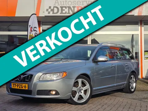 Volvo V70 2.0T R-Edition 203pk BJ.2011 Automaat / Navi / Leder / Xenon / Camera / Trekhaak / 18"Lmv 